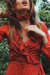 Vestido con volantes de lunares