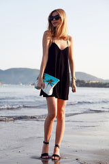 Vestido mini negro pequeño