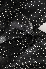 Vestido largo con lazo en la espalda y lunares galácticos