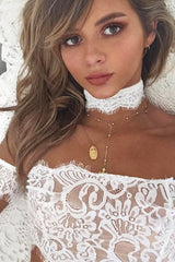 Schulterfreie Dessous aus Spitze