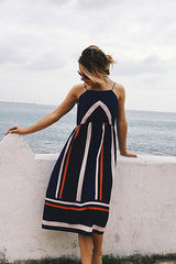 Vestido midi de rayas finas