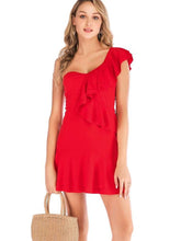 Vestidos rectos de un solo hombro con falbala pura