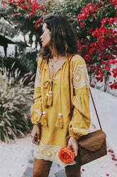 Vestido mini bordado vintage Lullaby