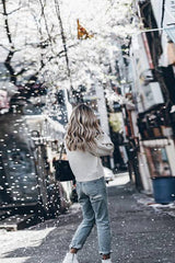 Suéter con mangas de murciélago de Blancanieves