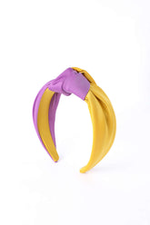 Kontrastierendes geknotetes Stirnband