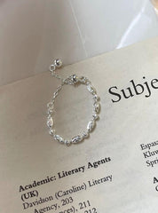 Anillo abierto simple de plata con flor retro