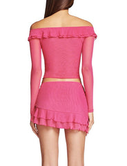 Conjunto de top corto con volantes de un solo hombro y falda con diseño de lazo