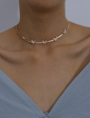Gargantilla de mariposa con diamantes de imitación