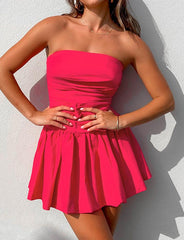 Vestido estilo swing con top de tubo y cintura estrecha