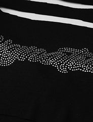 Kurzes, figurbetontes Neckholder-Kleid mit Strass-Buchstabenausschnitt