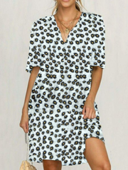 Vestidos casuales de manga corta con margaritas de talla grande