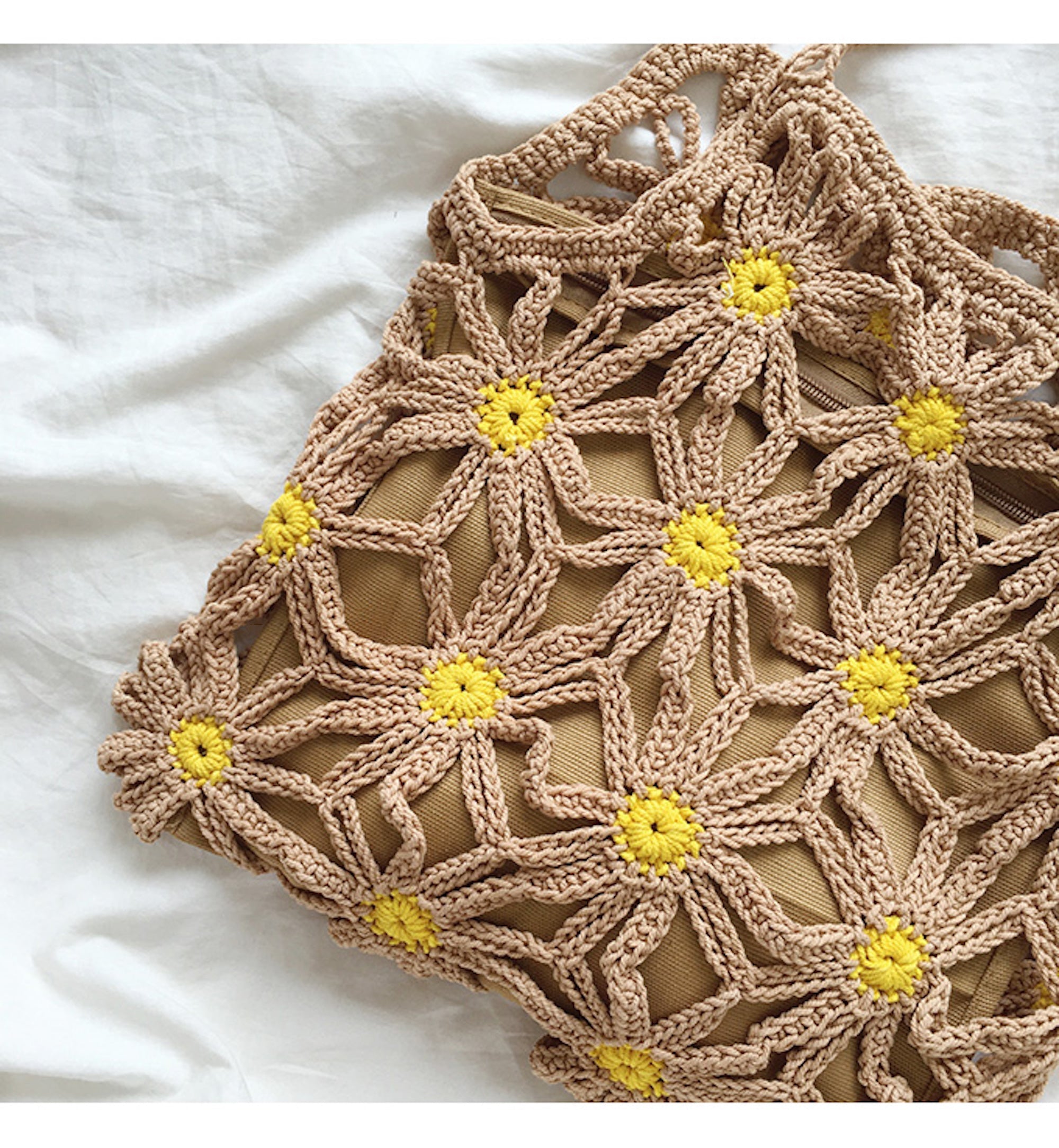 Retro Daisy Cotton Knitted Shoulder Bag