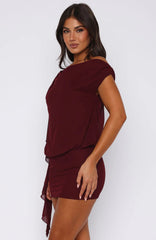 One-shoulder ribbon backless irregular hip-hugging dress