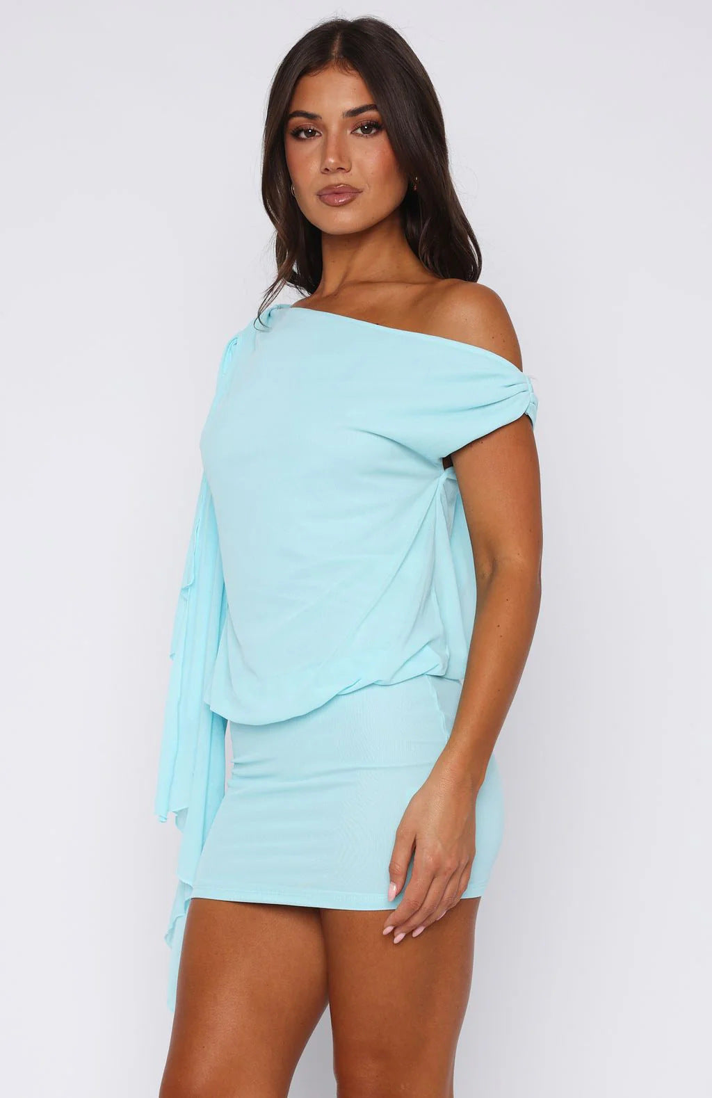 One-shoulder ribbon backless irregular hip-hugging dress