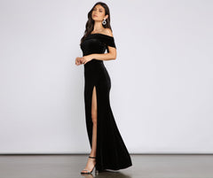 Olivia Formal Velvet Off-The-Shoulder Maxi Dresses