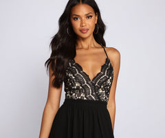 Sapphire Formal Scalloped Lace Dresses