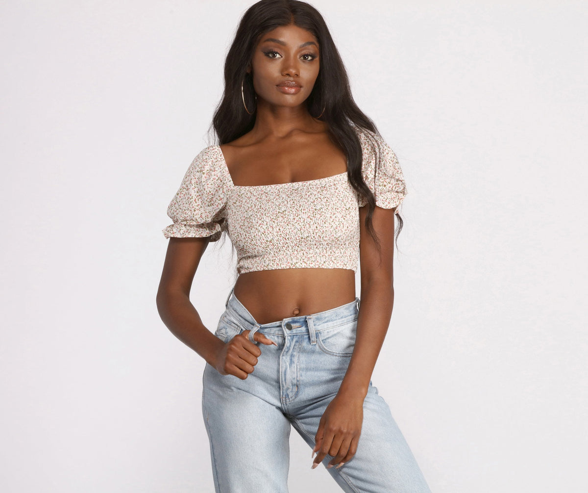 Cropped Floral Ditsy Puff Sleeve Top