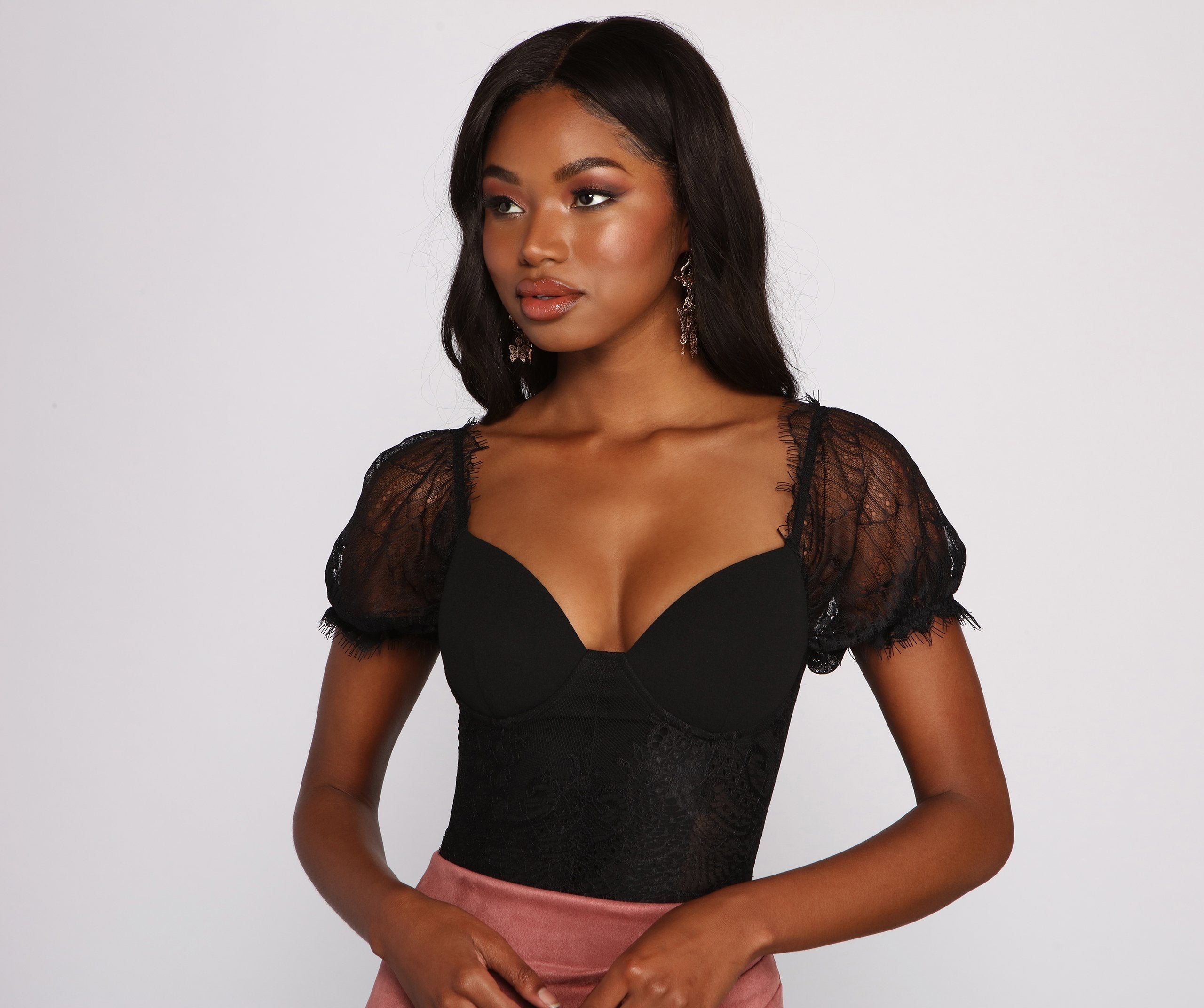 So Chic Puff Sleeve Lace Bodysuit