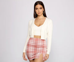 Chic Trendsetter Cropped Cardigan