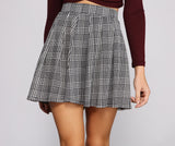 Chic Houndstooth Pleated Mini Skirts