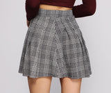 Chic Houndstooth Pleated Mini Skirts
