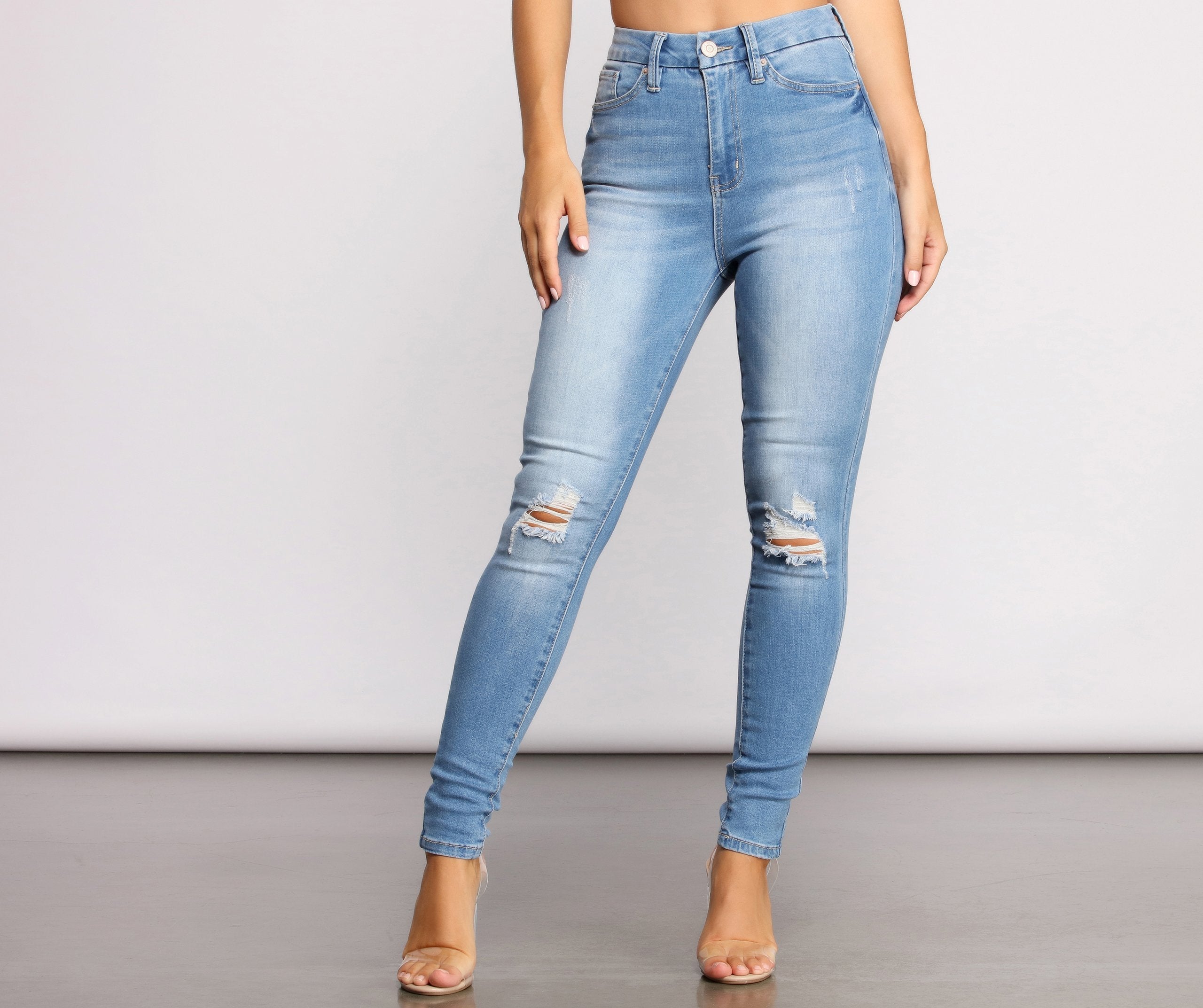 On the Rise Destructed Skinny Jeans