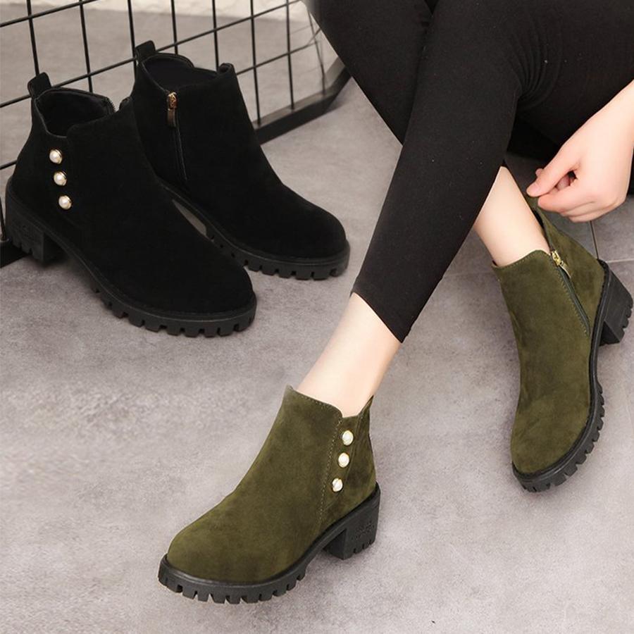 Plain  Chunky  Low Heeled  Velvet  Round Toe  Date Ankle Boots